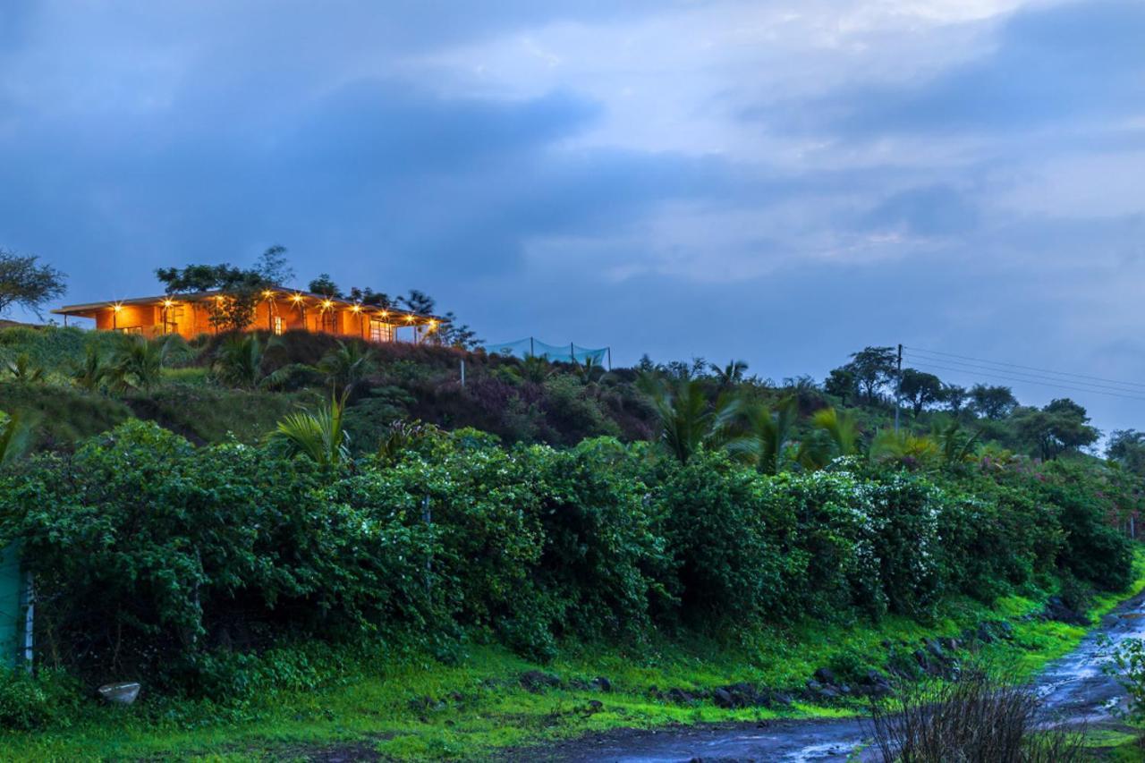 Saffronstays Zen, Igatpuri - Lake-View Villa With Indoor And Outdoor Games Exterior foto